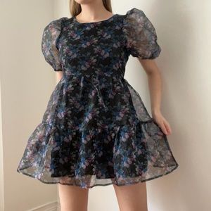 Floral babydoll puff dress, size small